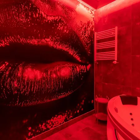 Secret Love Bdsm Познань Екстер'єр фото